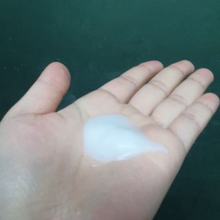 [후르디아] 아보카도 약산성 비건 여성 청결제 — 5점을 준 리뷰어가 2021년 4월 올린 사용 사진
