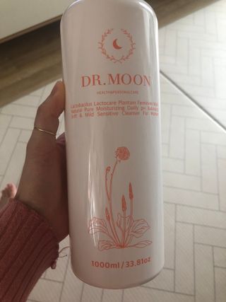 프리[닥터문] 유산균 락토케어 질경초 여성청결제 1000ml (젤타입) — 4.5점을 준 리뷰어가 2022년 6월 올린 사용 사진