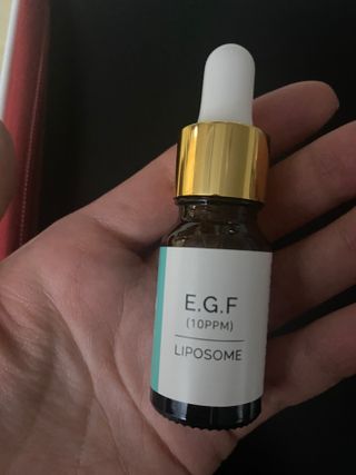 랑팡 EGF+FGF 10ppm 리포좀 앰플 원액 10ml — 5점을 준 리뷰어가 2021년 12월 올린 사용 사진