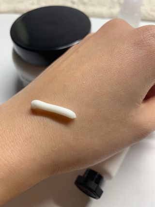 버텍스넘버원 버텍스 넘버원 햄프씨드오일 핸드밤, 바디크림 — 5점을 준 리뷰어가 2022년 3월 올린 사용 사진