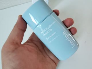 아이레시피 모이스트터치 스포츠 선밀크 50ml (SPF50+ PA+++) — 5점을 준 리뷰어가 2023년 6월 올린 사용 사진