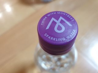 몽베스트 Montbest with Sparkling water 플레인/라임/레몬 20병(랜덤) — 5점을 준 리뷰어가 2024년 5월 올린 사용 사진