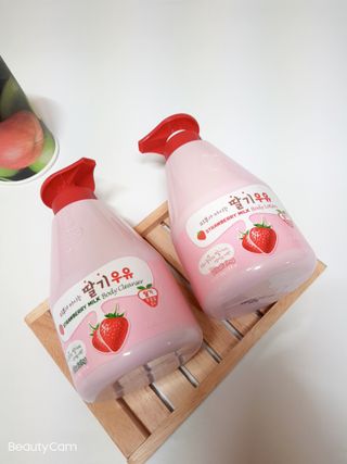 [과일나라] 피부가 마시는 딸기우유 바디클렌저&바디로션 — 5점을 준 리뷰어가 2022년 2월 올린 사용 사진