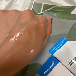 더마포레스트 모이스처라이징 아쿠아크림 / 수분크림 히알루론산 펩타이드 보습 미백 주름개선 — 5점을 준 리뷰어가 2021년 6월 올린 사용 사진