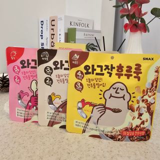 스낵스 와그작후루룩 3종_카카오2봉+아몬드2봉+딸기2봉 (총 6봉) — 5점을 준 리뷰어가 2024년 2월 올린 사용 사진