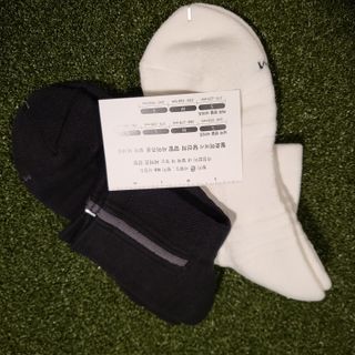 [사이즈가 있는 양말 필로이] 남자 골프 스포츠 발목 양말 2족 세트【 S, M, L, XL】4가지 사이즈 — 5점을 준 리뷰어가 2022년 8월 올린 사용 사진