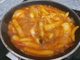 한성기업 무볼레 닭떡볶이+해물떡볶이 2종 세트 — 5점을 준 리뷰어가 2021년 9월 올린 사용 사진