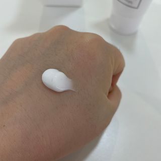 셀프 모이스처라이징 프로텍션 크림 셀프 모이스처라이징 프로텍션크림 — 3점을 준 리뷰어가 2022년 3월 올린 사용 사진