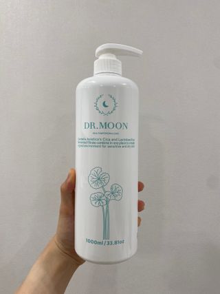 [닥터문] 센텔라 시카케어 화이트머스크 바디워시 1000ml — 5점을 준 리뷰어가 2023년 6월 올린 사용 사진