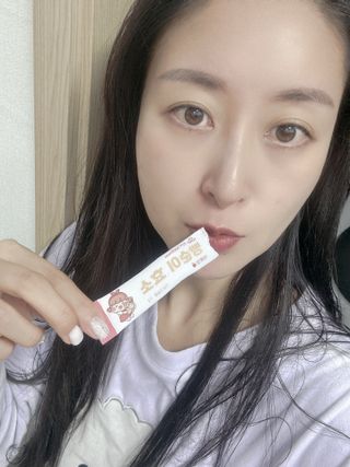 아이비웰니스 빵순이 효소 키위맛 7포 + 석류맛 7포 (총 14포, 2주분) — 5점을 준 리뷰어가 2022년 10월 올린 사용 사진