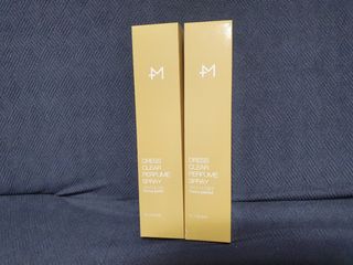 [엠메이데이] 드레스클리어 퍼퓸 스프레이 300ml 프리지아 가든향+프리지아 파출리향 — 4점을 준 리뷰어가 2022년 1월 올린 사용 사진