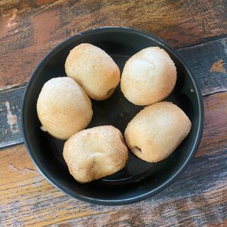 Dog&Ball 독앤볼 [Dog&Ball] 미니찹쌀볼도그 찹쌀치즈볼 — 5점을 준 리뷰어가 2021년 8월 올린 사용 사진