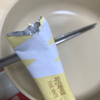 디오르 파인화이트 — 5점을 준 리뷰어가 2022년 2월 올린 사용 사진