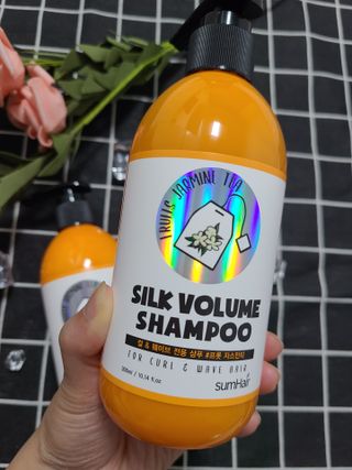 썸헤어 / SUMHAIR 썸헤어 실크 볼륨 샴푸+트리트먼트 프룻자스민티 — 5점을 준 리뷰어가 2021년 7월 올린 사용 사진