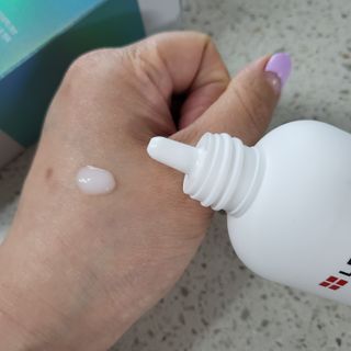 리더스코스메틱 리더스 카밍 바이오틱스 에센스 워터 — 5점을 준 리뷰어가 2022년 5월 올린 사용 사진