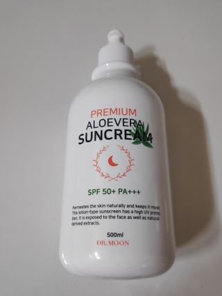 [닥터문] 프리미엄 알로에베라 선크림 500ml — 5점을 준 리뷰어가 2022년 6월 올린 사용 사진