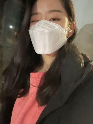 나무드 [50매입] 국내생산 KF94 크린웰 황사방역용 마스크 대형 — 5점을 준 리뷰어가 2021년 12월 올린 사용 사진
