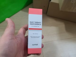 썸헤어 / SUMHAIR 썸헤어 실키 테라피 헤어 에센스 — 5점을 준 리뷰어가 2021년 5월 올린 사용 사진