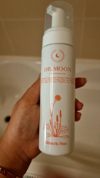 MF프리 [닥터문] 유산균 락토케어 질경초 여성청결제 200ml (폼타입) — 5점을 준 리뷰어가 2022년 9월 올린 사용 사진