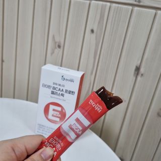 인디닥터 면역 생생 핑크 이뮨 젤리 + 타이탄 BCAA 프로틴 젤리스틱 — 5점을 준 리뷰어가 2022년 4월 올린 사용 사진