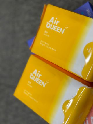 에어퀸 뉴브레스 유기농 생리대 4종 (팬티라이너 20P + 중형 10P + 대형 10P + 오버나이트 8P)_체험단 — 4.5점을 준 리뷰어가 2024년 6월 올린 사용 사진