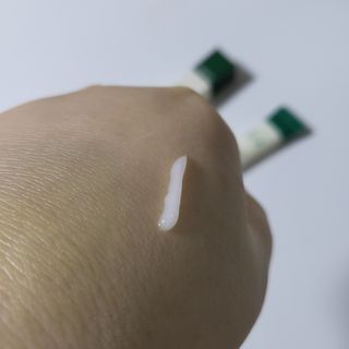 [위드덤] 워터풀 인텐스 리페어 포뮬라 — 5점을 준 리뷰어가 2021년 11월 올린 사용 사진