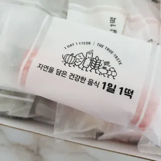 푸디푸디 1일1떡  가래떡 낱개포장 아침식사 식사대용 7종 세트 혼합 (14개입) — 4점을 준 리뷰어가 2022년 6월 올린 사용 사진