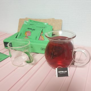 [오프블랙] 얼굴톤이 달라지는 히비스커스티 브라이튼업 — 5점을 준 리뷰어가 2022년 6월 올린 사용 사진