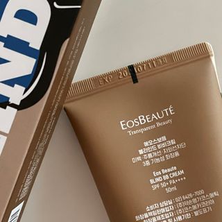 약손명가코스메틱 에오스보떼 블라인드 비비크림 50ml — 3.5점을 준 리뷰어가 2021년 9월 올린 사용 사진