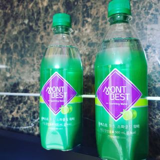 몽베스트 Montbest with Sparkling water Lime20병 — 5점을 준 리뷰어가 2021년 10월 올린 사용 사진