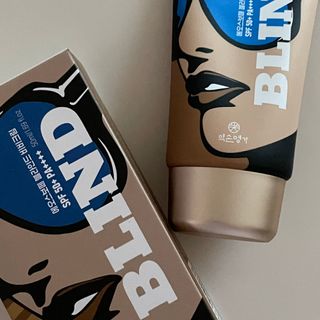 약손명가코스메틱 에오스보떼 블라인드 비비크림 50ml — 3.5점을 준 리뷰어가 2021년 9월 올린 사용 사진