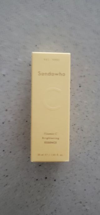 스킨큐어 산다화 비타민c 화이트닝 에센스 30ml — 5점을 준 리뷰어가 2023년 7월 올린 사용 사진