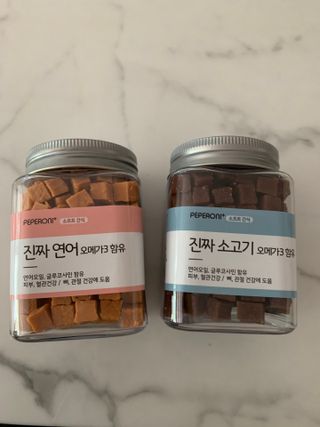 페페로니 진짜 오메가3 연어+소고기 180g+180g — 5점을 준 리뷰어가 2021년 7월 올린 사용 사진