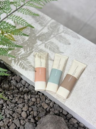[후르디아] 끈적임 없는 착한성분 비건  핸드크림 3종 — 5점을 준 리뷰어가 2023년 12월 올린 사용 사진