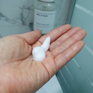 원스어윅 핸드워시 모링가향 본품1 + 리필파우치3 — 5점을 준 리뷰어가 2021년 1월 올린 사용 사진