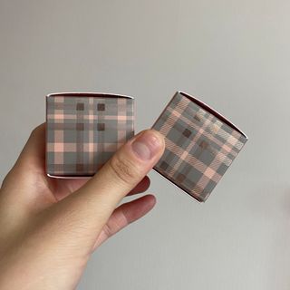 [크리스앤릴리] 돔-글 컨투어링 블러셔 — 4.5점을 준 리뷰어가 2022년 8월 올린 사용 사진