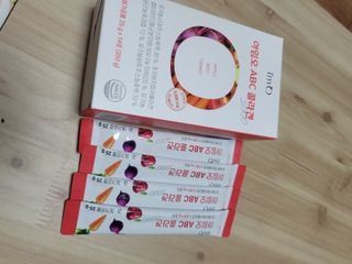 아임오 ABC 콜라겐 젤리 14포 — 5점을 준 리뷰어가 2021년 10월 올린 사용 사진