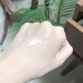 [후르디아] 미백 기능성 감귤 브라이트닝 크림 — 4점을 준 리뷰어가 2021년 4월 올린 사용 사진