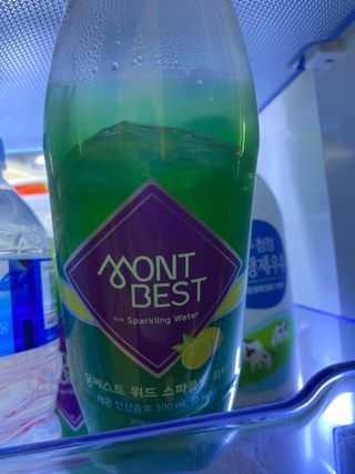 몽베스트 Montbest with Sparkling water Lemon OR Lime 20병(랜덤) — 3.5점을 준 리뷰어가 2021년 10월 올린 사용 사진