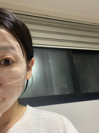 [올리브영] 웰더마 프리미엄 레티놀 콜라겐 리프팅 리스토어 피팅마스크 4매 — 5점을 준 리뷰어가 2025년 7월 올린 사용 사진