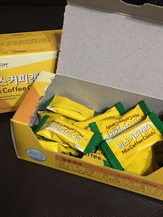 (주) 피치코리아 믹스커피캔디76g x2개입 — 5점을 준 리뷰어가 2022년 11월 올린 사용 사진