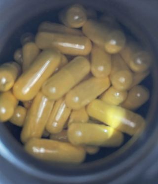 메디타민 비타민B 컴플렉스 — 5점을 준 리뷰어가 2021년 11월 올린 사용 사진