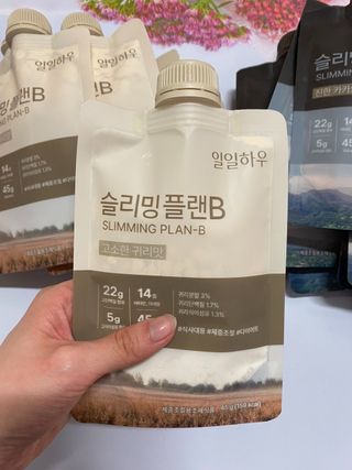 일일하우 슬리밍 플랜B 고소한 귀리맛, 진한 카카오맛 (체중조절식) — 3.5점을 준 리뷰어가 2023년 5월 올린 사용 사진