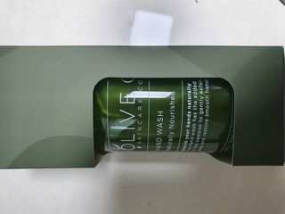 올리브 오일 스킨케어 컴퍼니 [OOSC] 촉촉 깨끗 내추럴리 너리시드 핸드워시 500ml — 5점을 준 리뷰어가 2021년 5월 올린 사용 사진