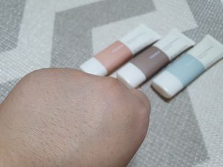 [후르디아] 끈적임 없는 착한성분 비건  핸드크림 3종 — 5점을 준 리뷰어가 2021년 11월 올린 사용 사진