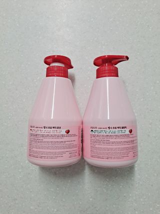 [과일나라] 피부가 마시는 딸기우유 바디클렌저&바디로션 — 5점을 준 리뷰어가 2022년 2월 올린 사용 사진