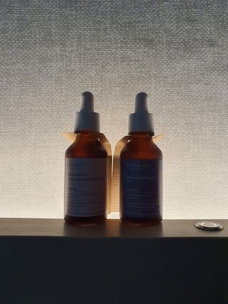 마리엔메이 히알루로닉스 세럼 ,나이아신아마이드 모과 세럼, 마린콜라겐 세럼, 청귤 흰목이버섯 추출물 세럼 — 5점을 준 리뷰어가 2021년 10월 올린 사용 사진
