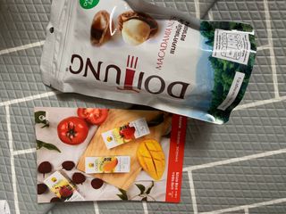 도이퉁 마카다미아 넛 90g  로얄 마카넛 오리지널 쏠트 허니 — 5점을 준 리뷰어가 2021년 3월 올린 사용 사진