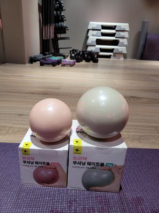 트라택 쿠셔닝 웨이트볼 0.5kg + 1kg SET — 5점을 준 리뷰어가 2022년 6월 올린 사용 사진