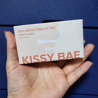 KISSY BAE 키시베이 키시베이 리얼화이트 톤업틴트 — 3.5점을 준 리뷰어가 2021년 8월 올린 사용 사진